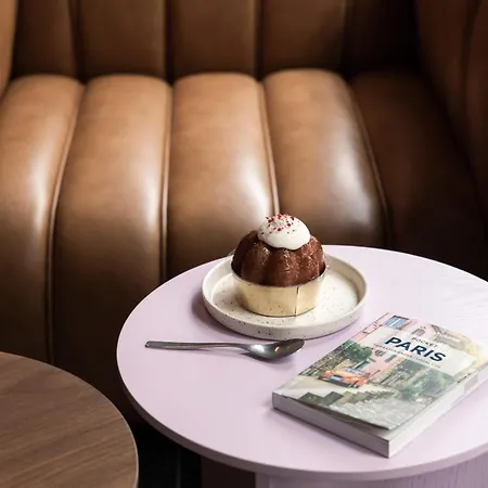 1.75 Le Charme Hotel Parigi