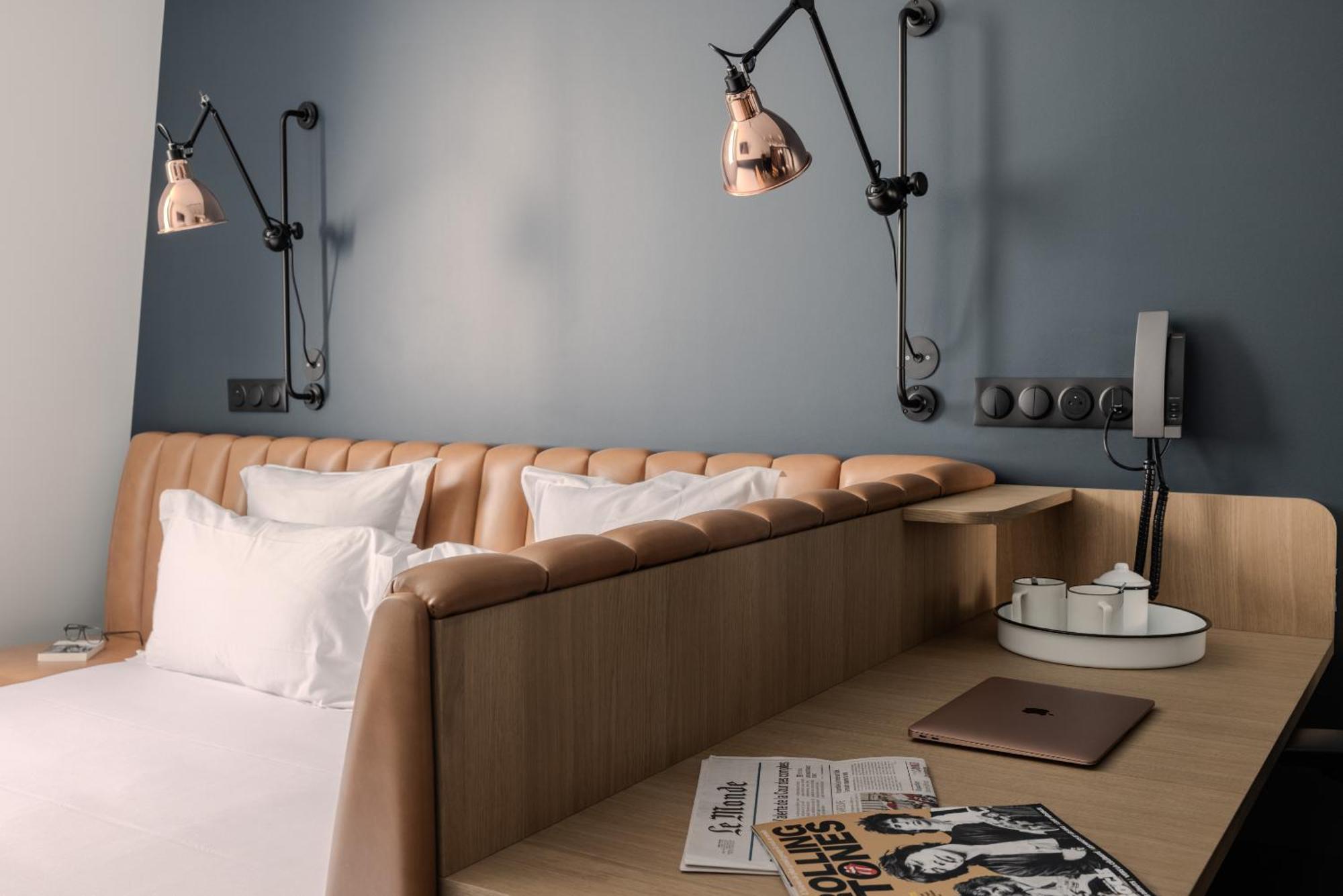 1.75 Le Charme Hotel *