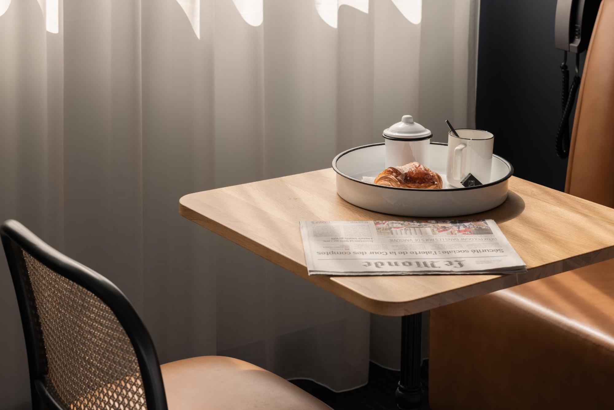 1.75 Le Charme Paris