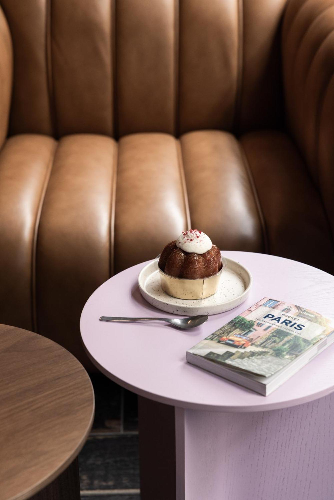 1.75 Le Charme Hotel Parigi